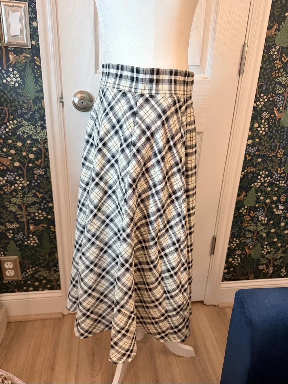 Black & White Plaid Midi Skirt