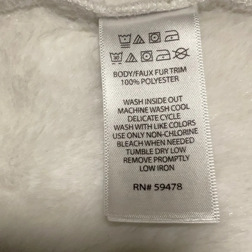 Lilly Wicket this faux
