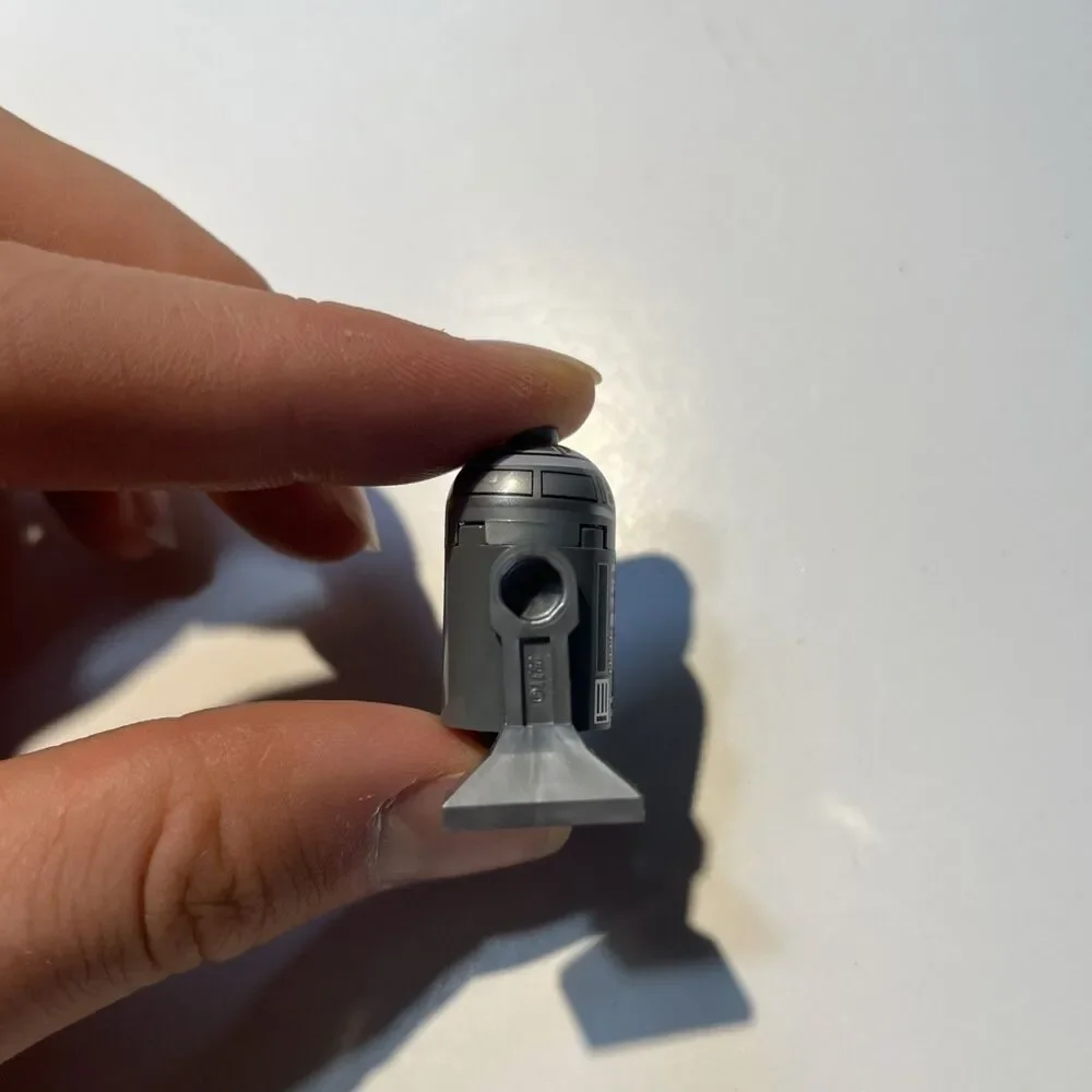 Lego Star Wars R2-Q2 Astromech Small Dots Minifigure 7915 Silver SD42 SHIPS FAST