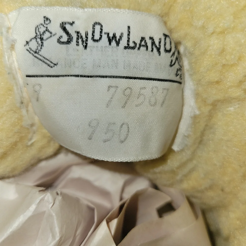 Vintage Snowland Leather and Faux Fur Snow Winter Boots sz 9