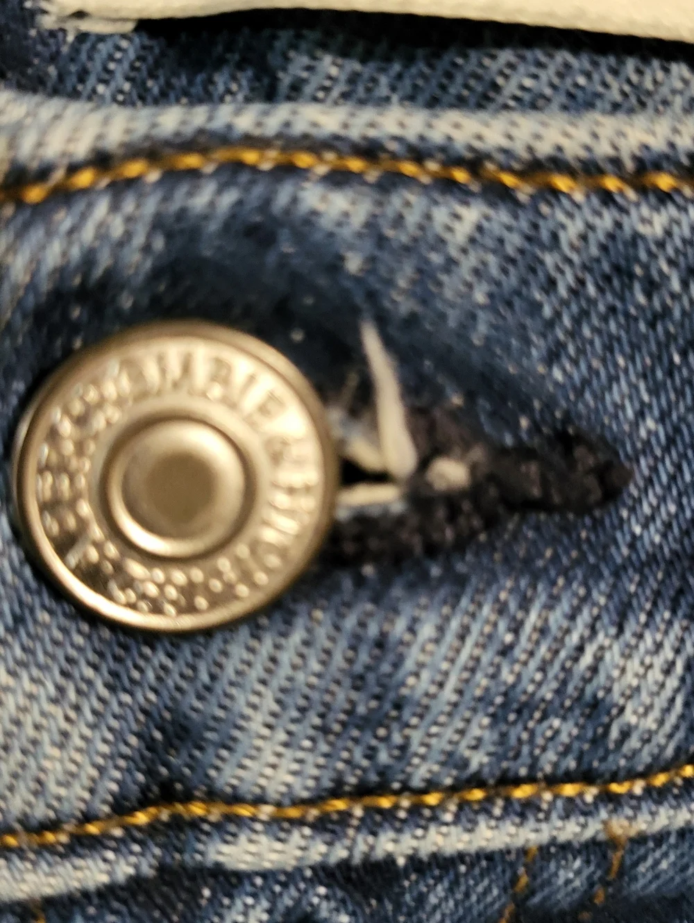 Abercrombie & Fitch excellent used