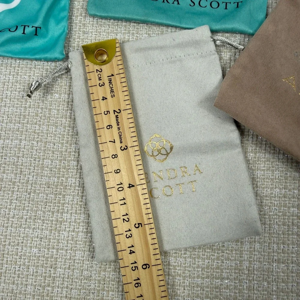 Kendra Scott kendra scott