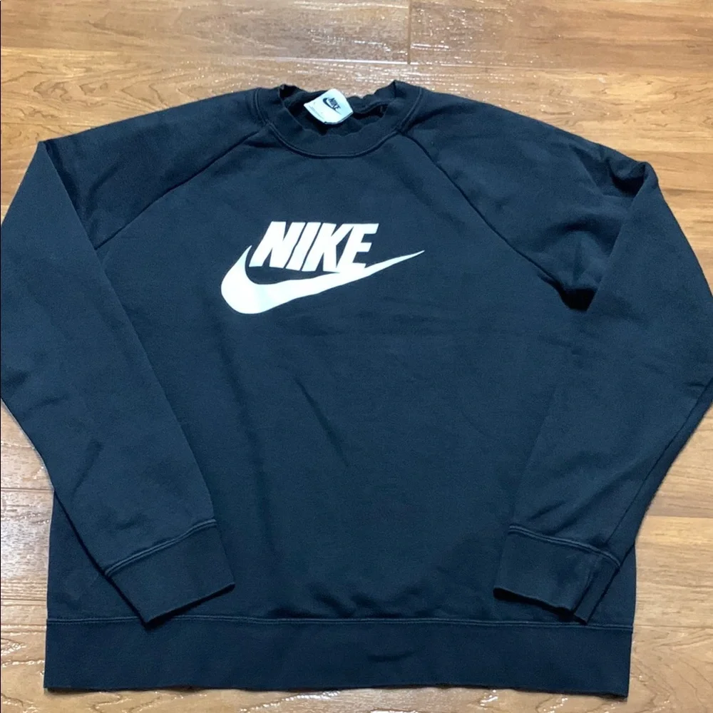 Nike Crewneck Sweatshirt