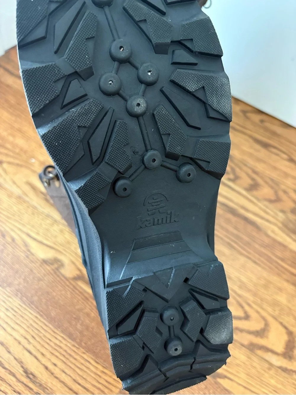 Kamik sturdy waterproof