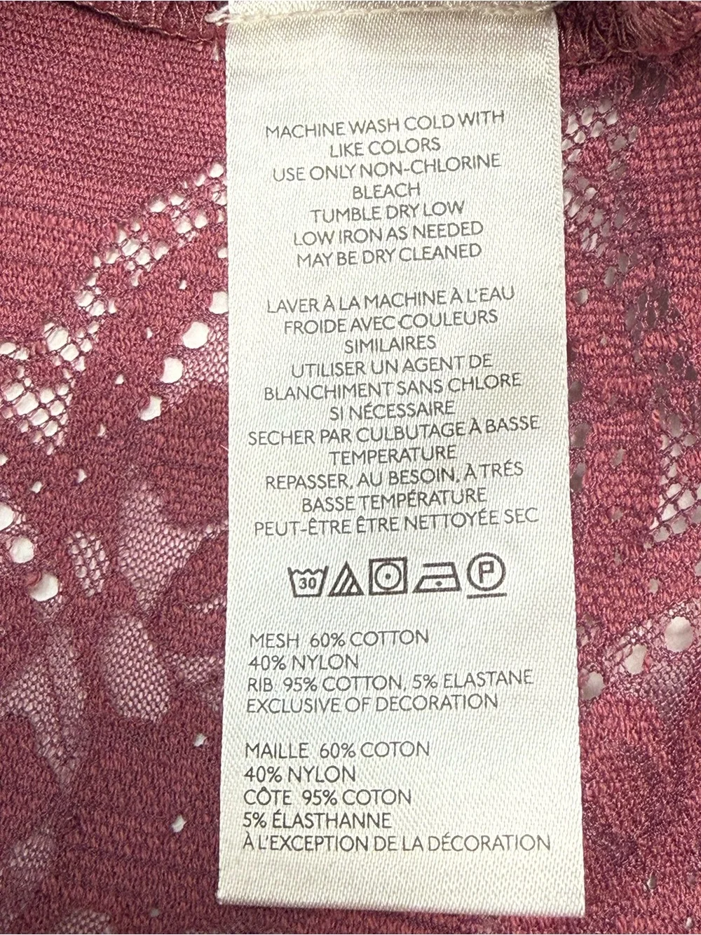 Free People tag button imported