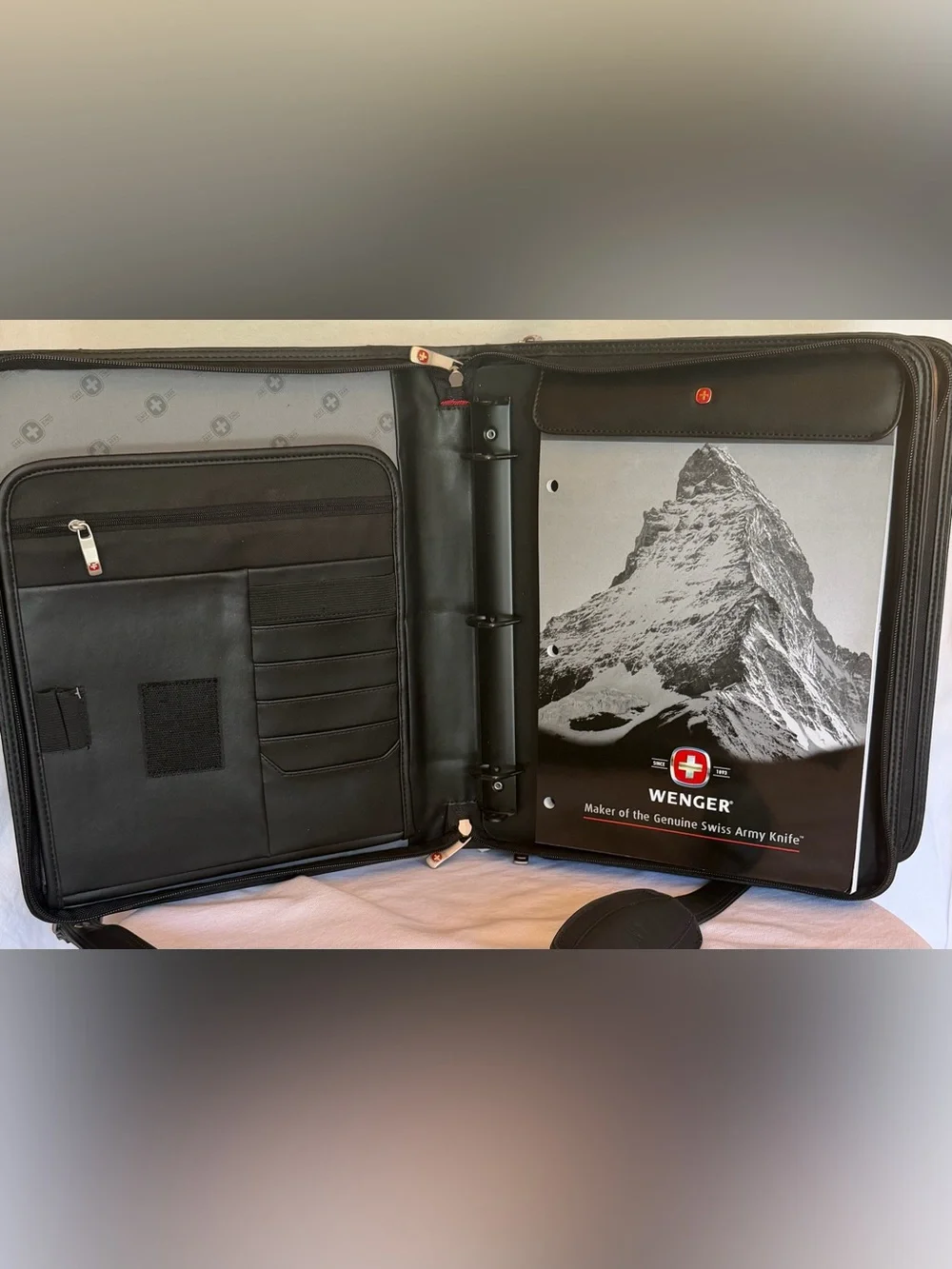 Wenger Swiss Army Expandable Briefcase Laptop Bag Crossbody Portfolio Organizer