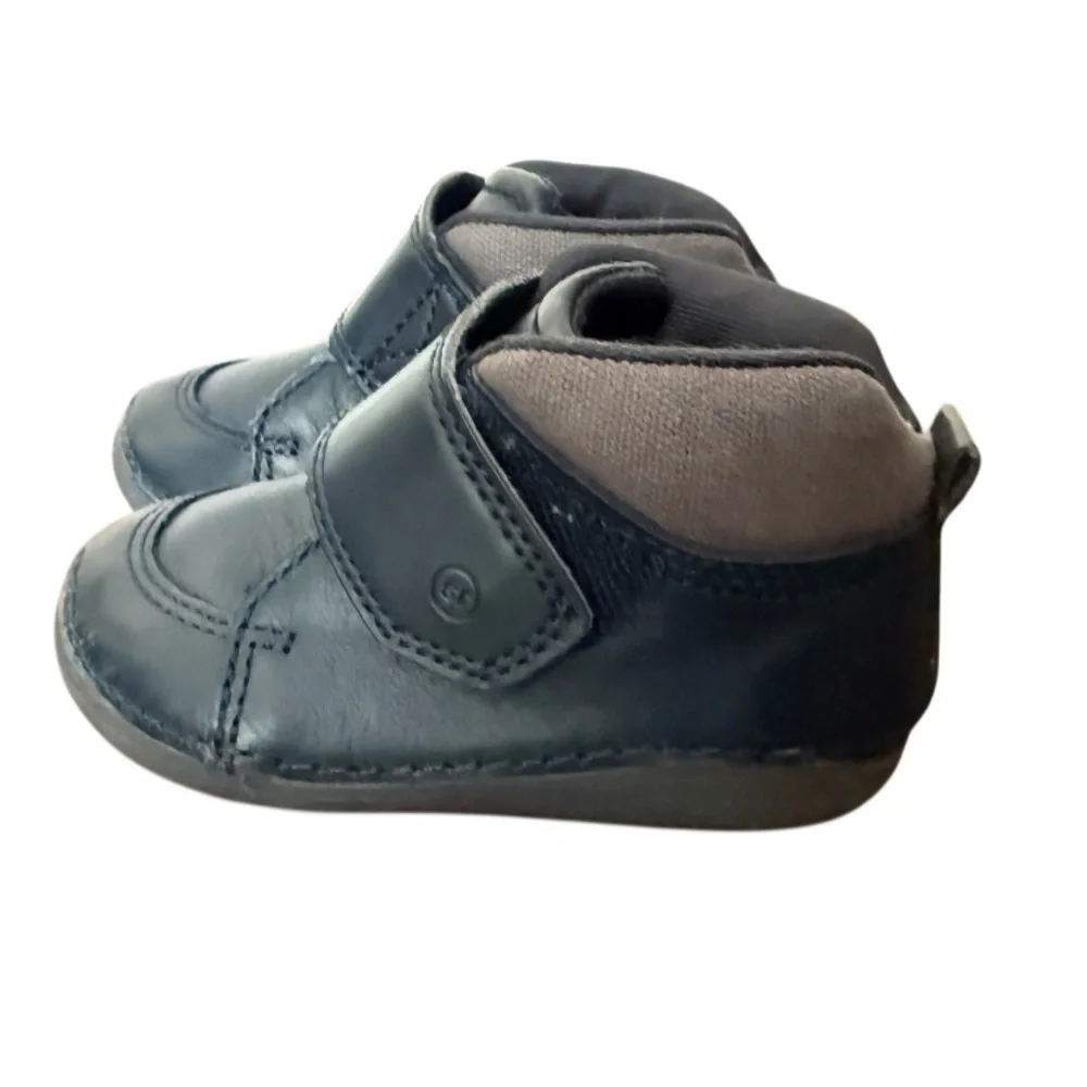Stride Rite these infant