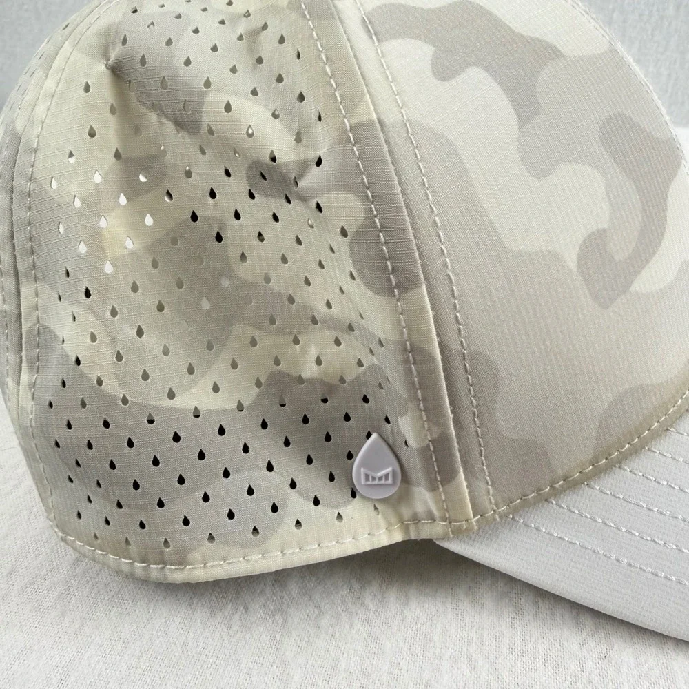 Melin A-Game Hydro Camo Snapback Hat Mens Desert Camo Grey Performance Cap XL