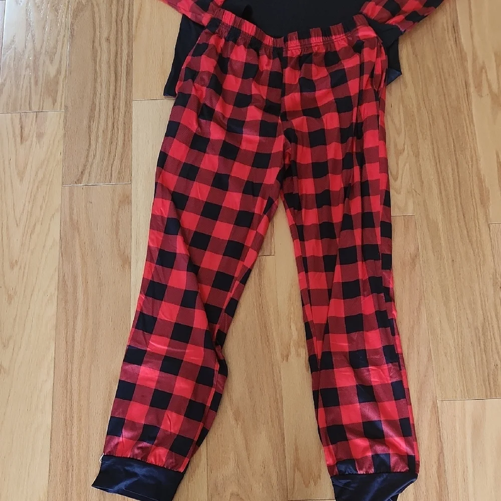 Ekouaer Christmas Pajamas Long Sleeve Matching Sets with Plaid Pants Medium