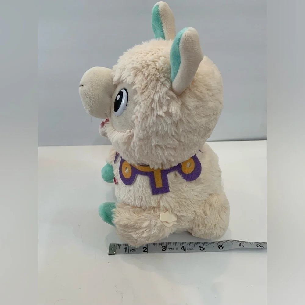 Club Petz Spitzy The Funny Spitting Llama Interactive Plush IMC Toys 2019 kids