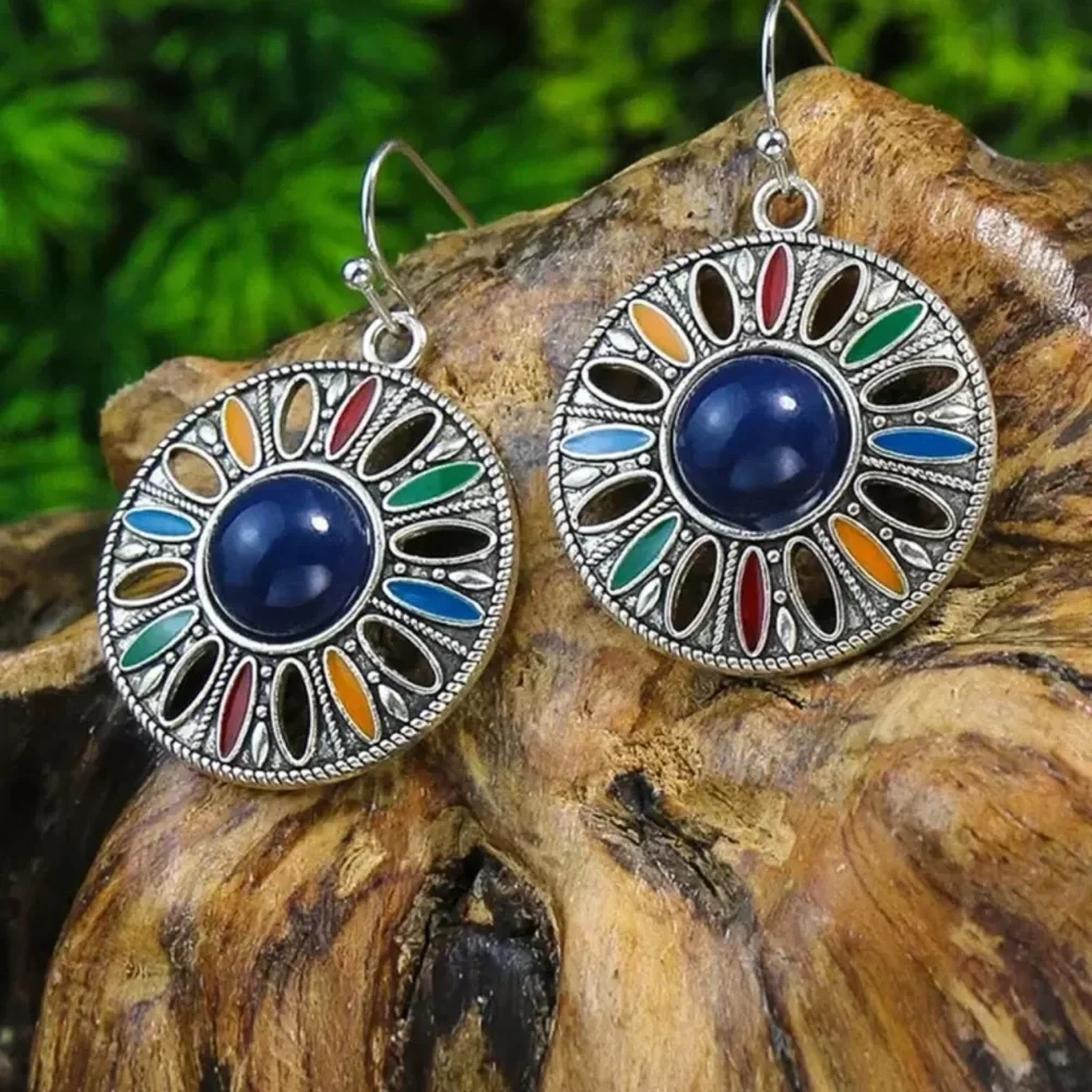 Fashion Jewelry bold artistic