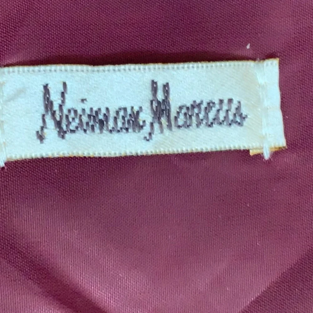 Neiman Marcus inches size vintage