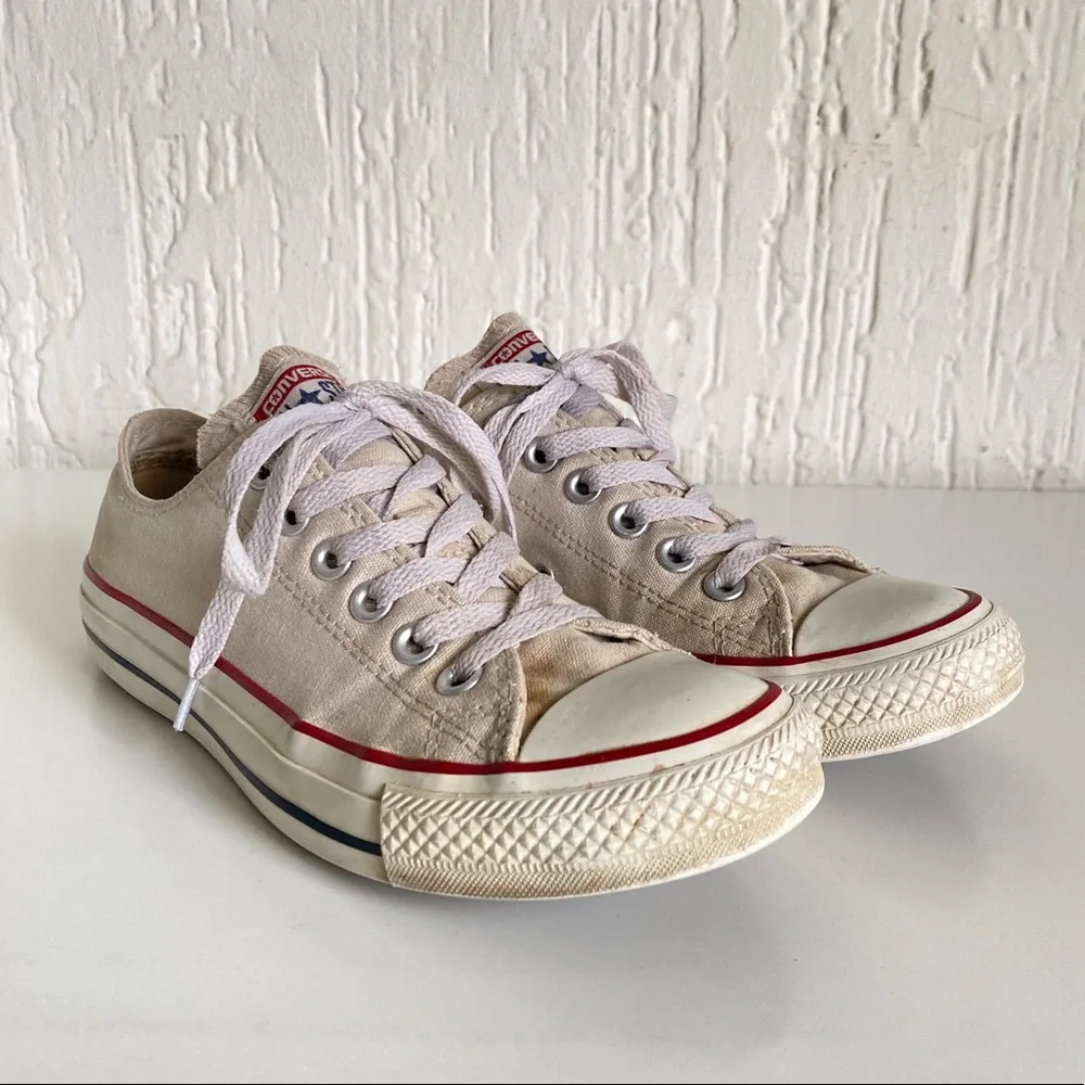 Converse white all