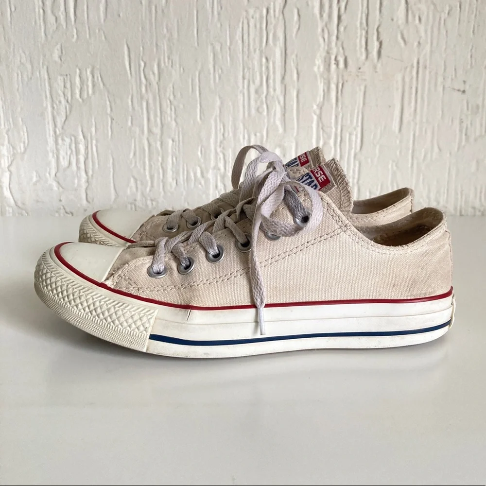 Converse white all