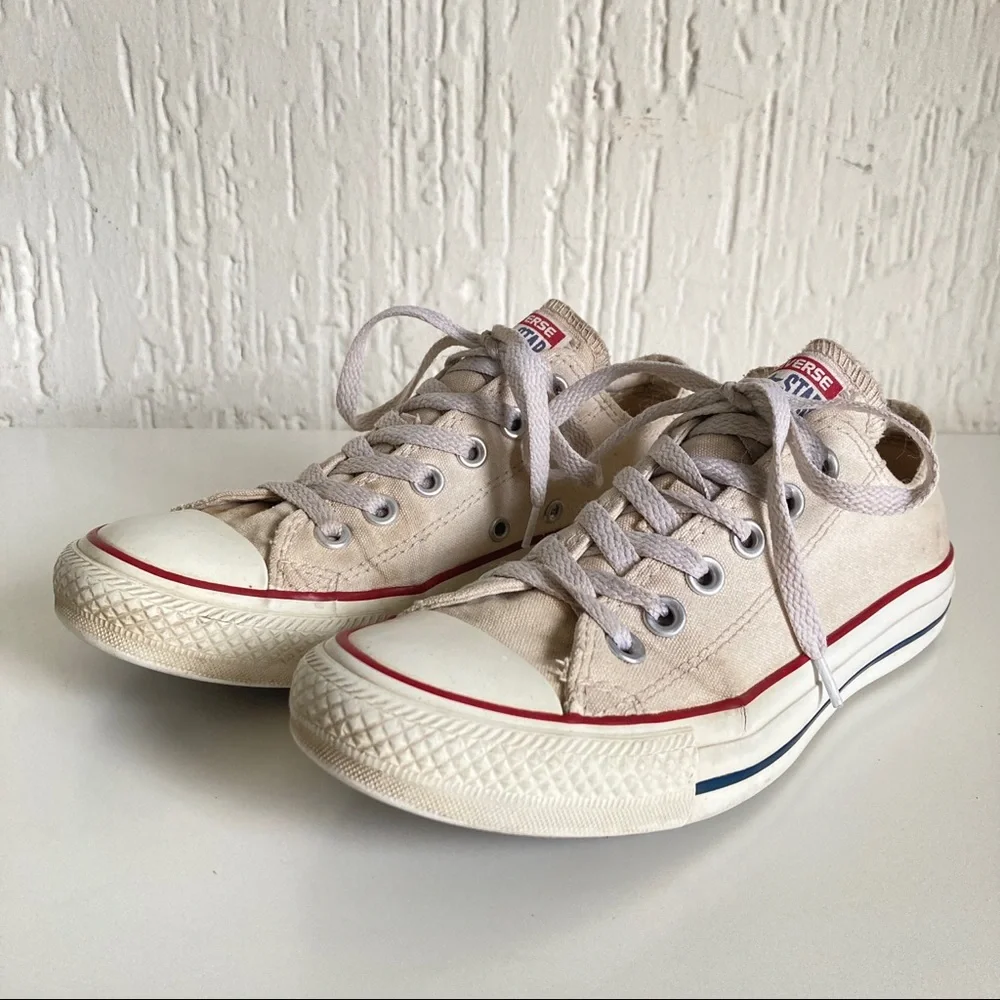 Converse white all