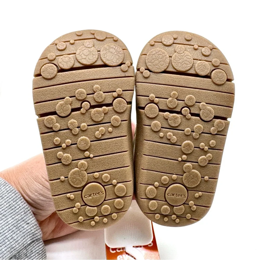 Carter's Every Step Cairo BP Toddler Casual Sneakers White Khaki Size 3.5