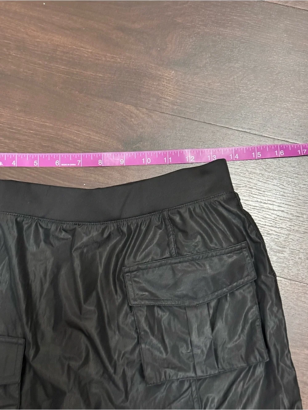 Alo Yoga Sheer Effusion Cargo Skirt / Skort – Black (Excellent Condition)