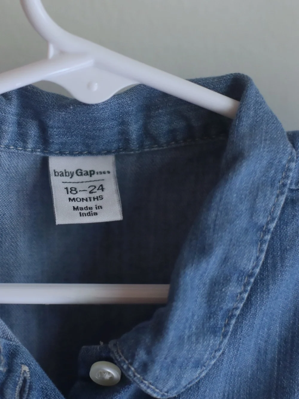 GAP light blue