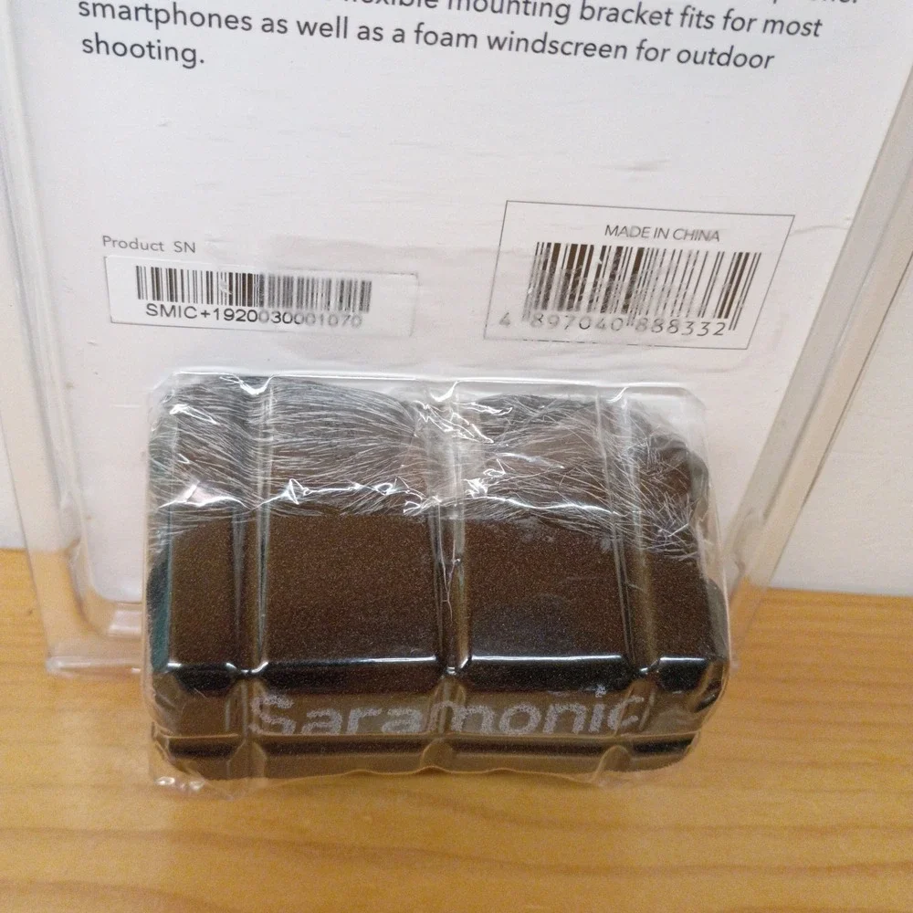Saramonic SmartMic+ compact TRRS directional microphone for smartphones‎