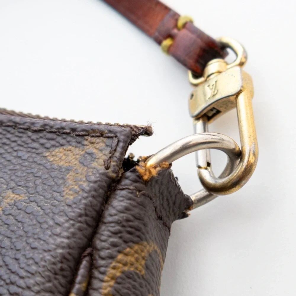 Louis Vuitton Monogram‎ Pochette Accessoires Bag | SD0012 | Made in USA |Vintage