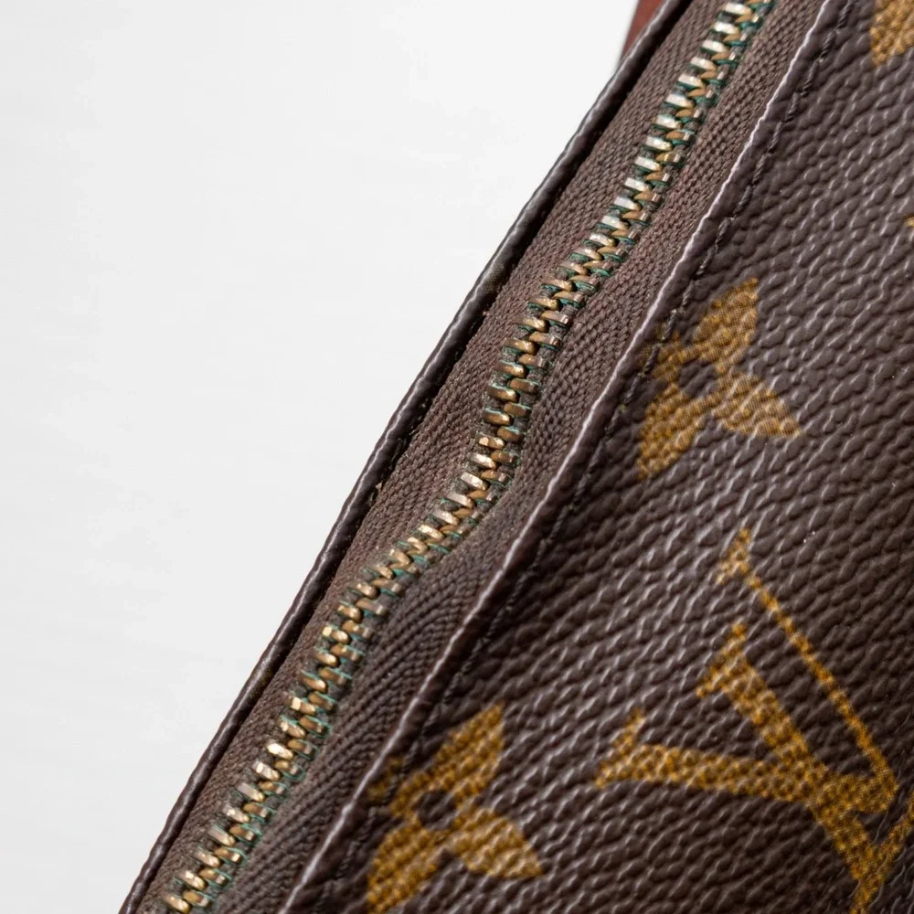 Louis Vuitton Monogram‎ Pochette Accessoires Bag | SD0012 | Made in USA |Vintage