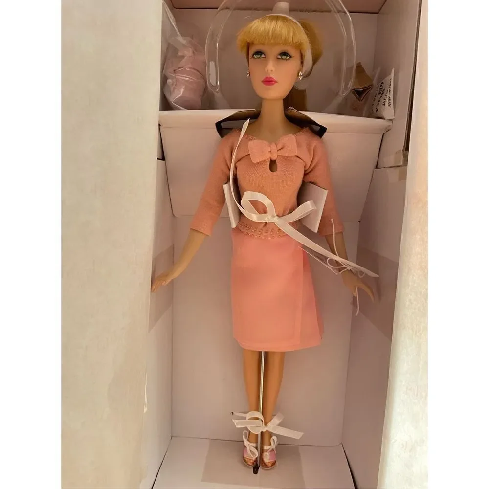 2000 Ltd. Ed.  Madame Alexander ~ Alexandra Fairchild Ford Doll ~ NRFB