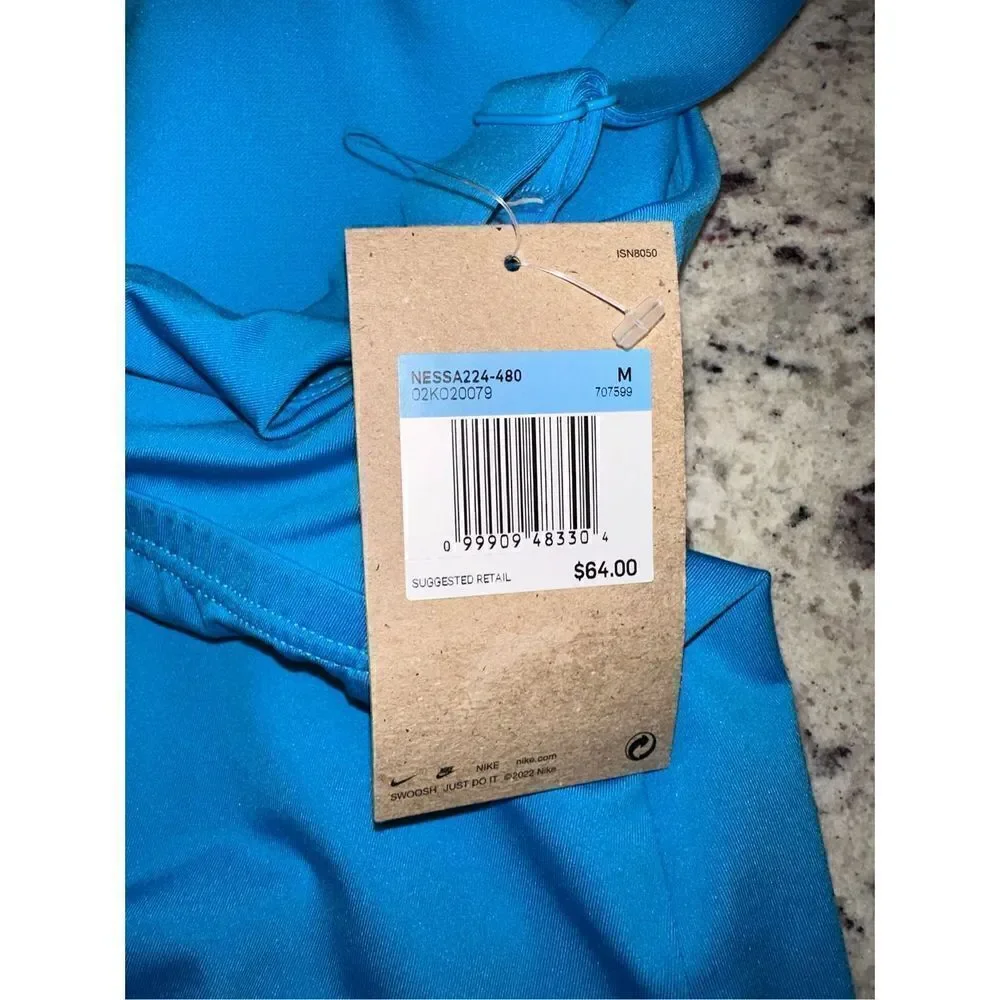 Nike women essential