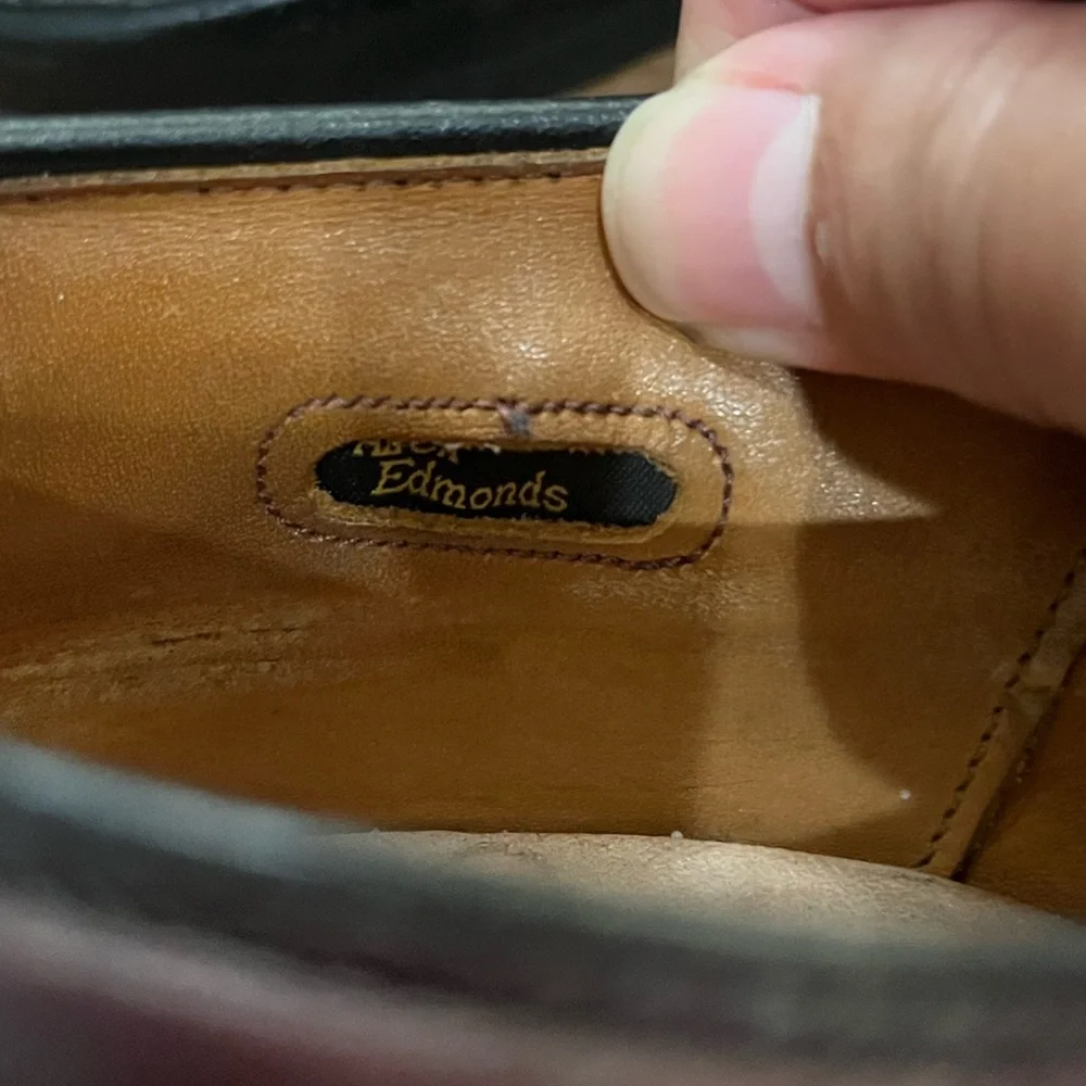 Allen Edmonds guc missing see