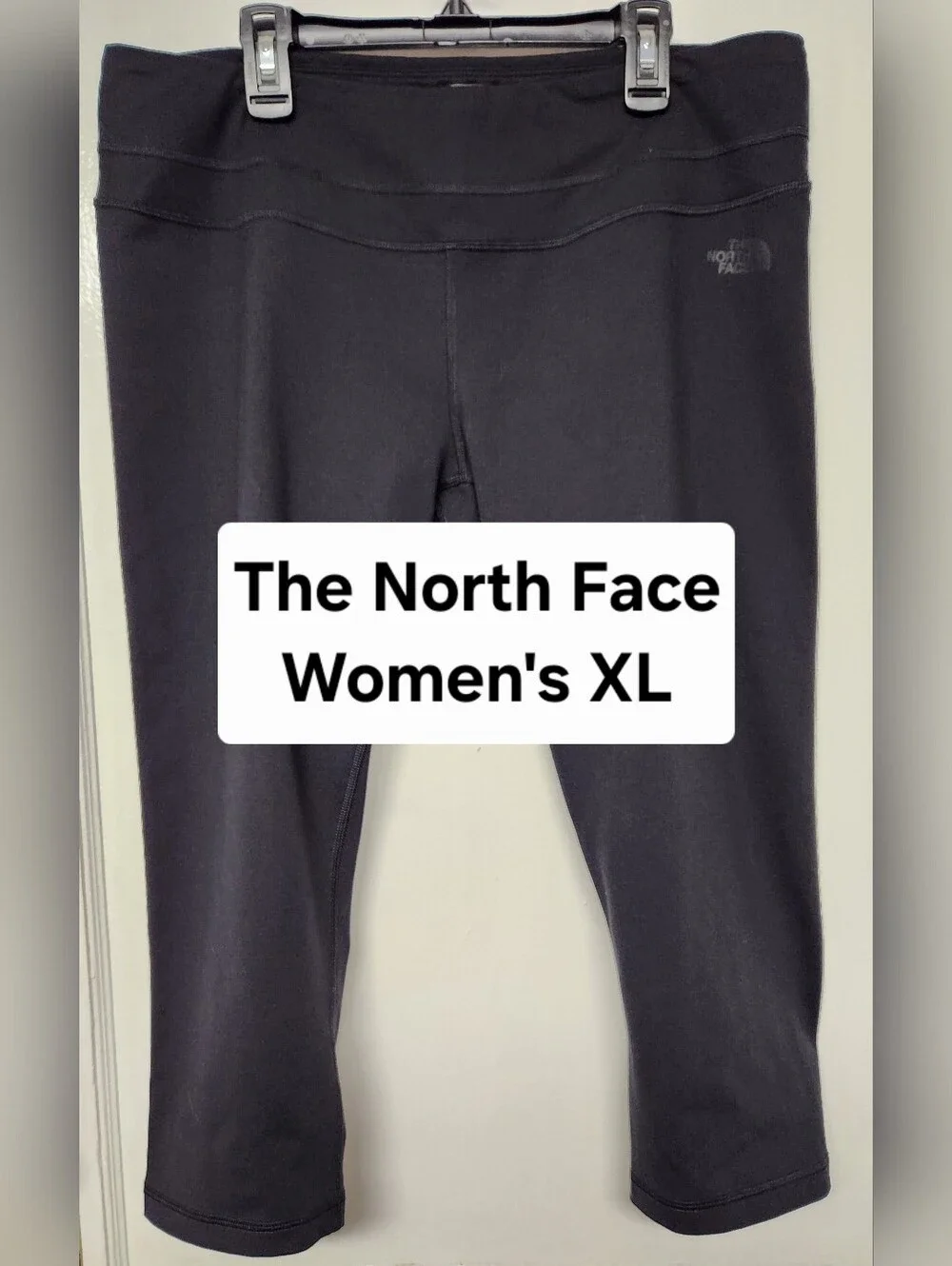 The North Face Womens XL Athletic Leggings Shorts Capri Black Bottoms