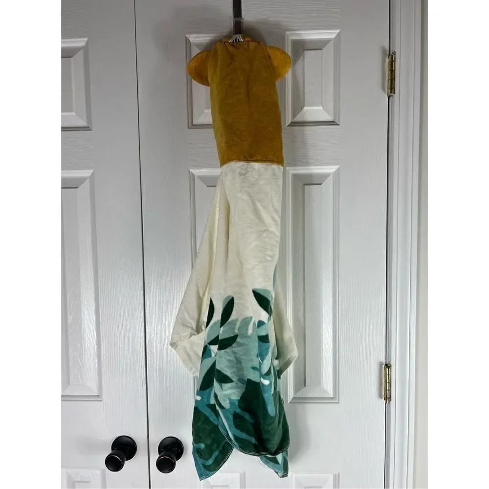 NWOT Marmalade Hooded Bath Towel