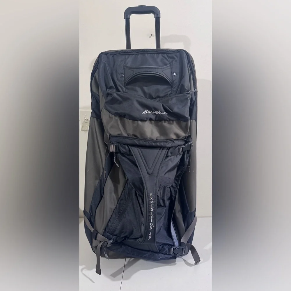 Eddie Bauer durable rolling