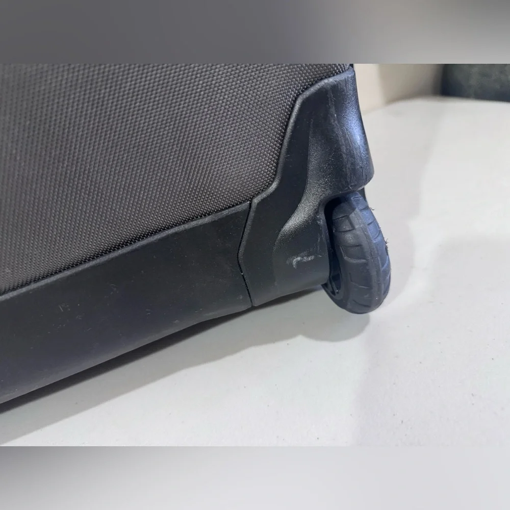 Eddie Bauer durable rolling