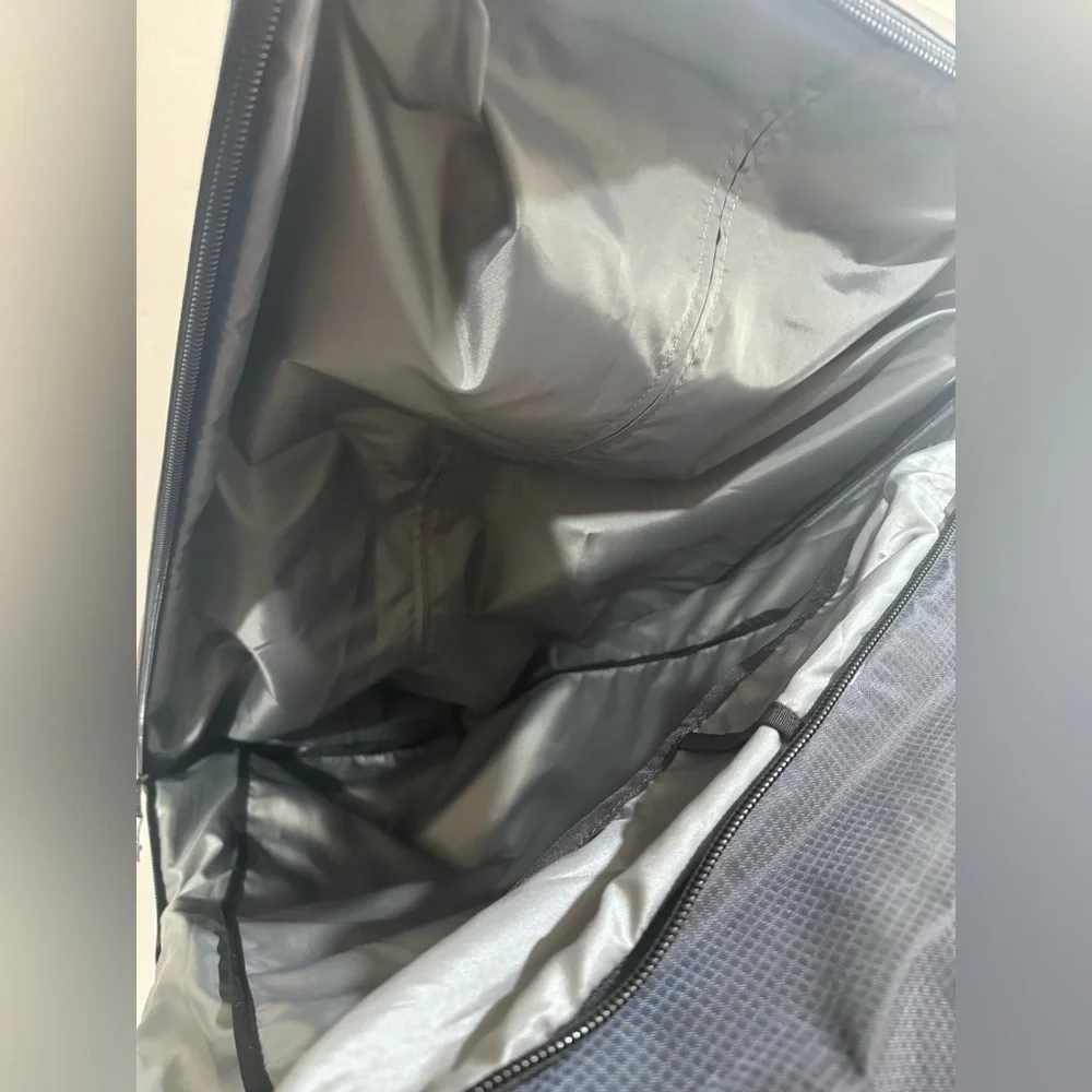 Eddie Bauer durable rolling