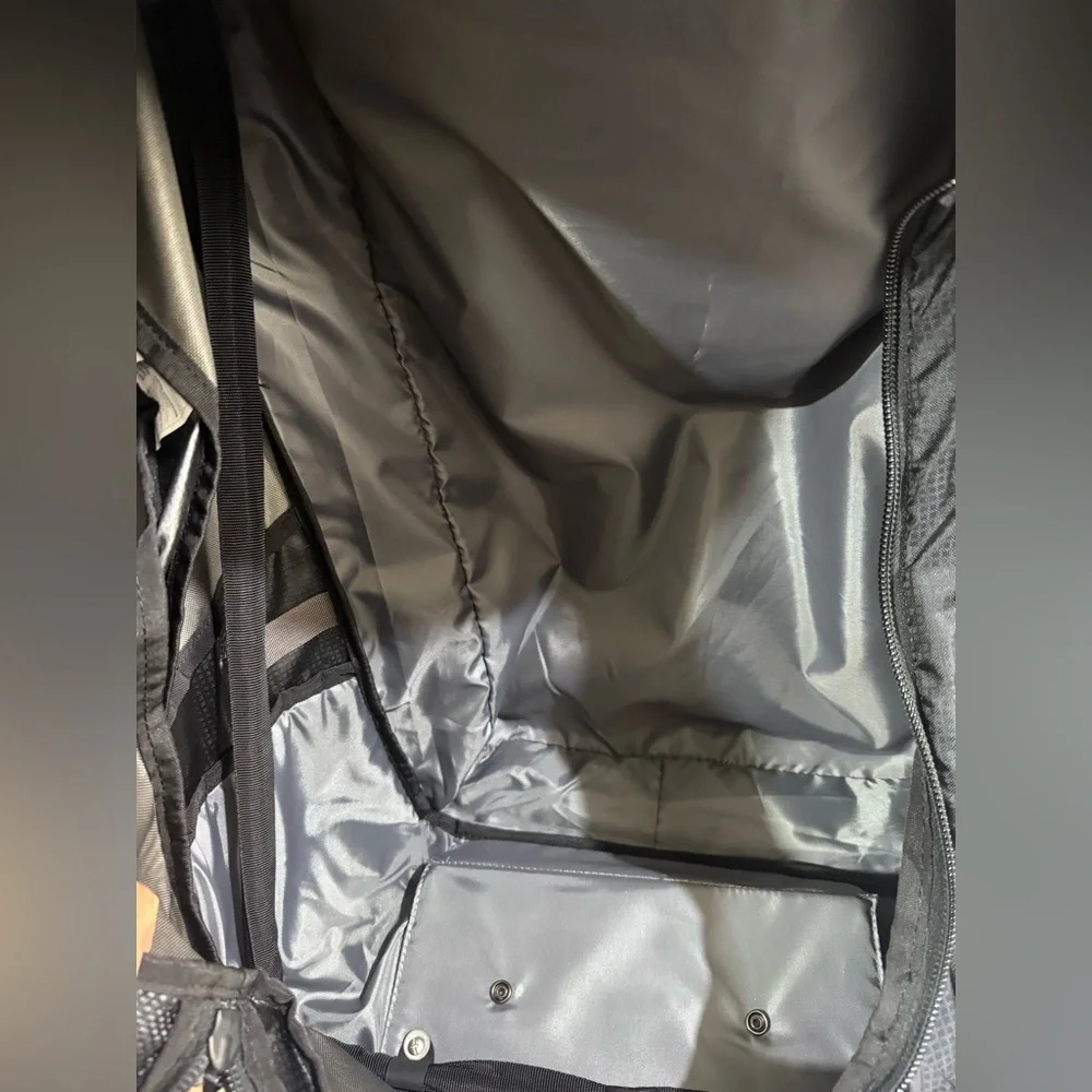Eddie Bauer durable rolling