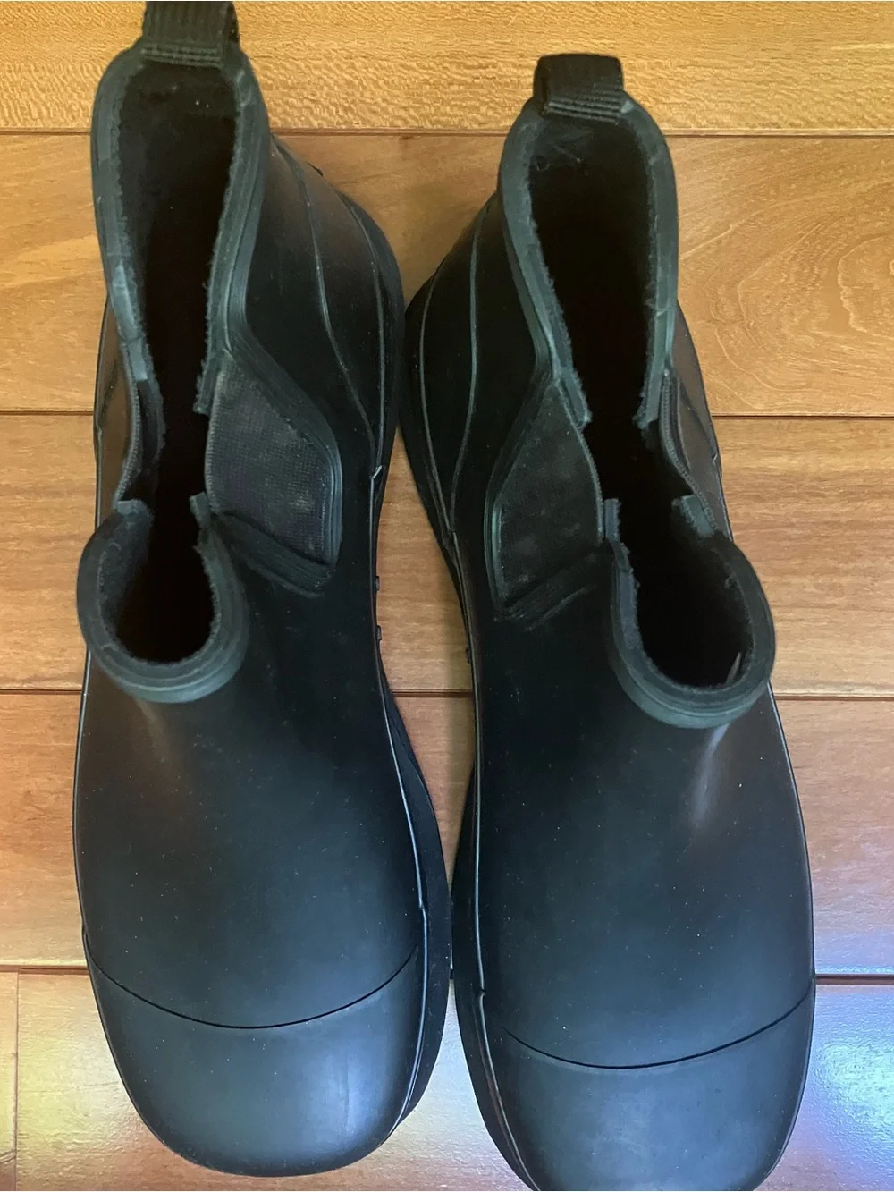 Eddie Bauer Black Rubber Chelsea Rain Boots
