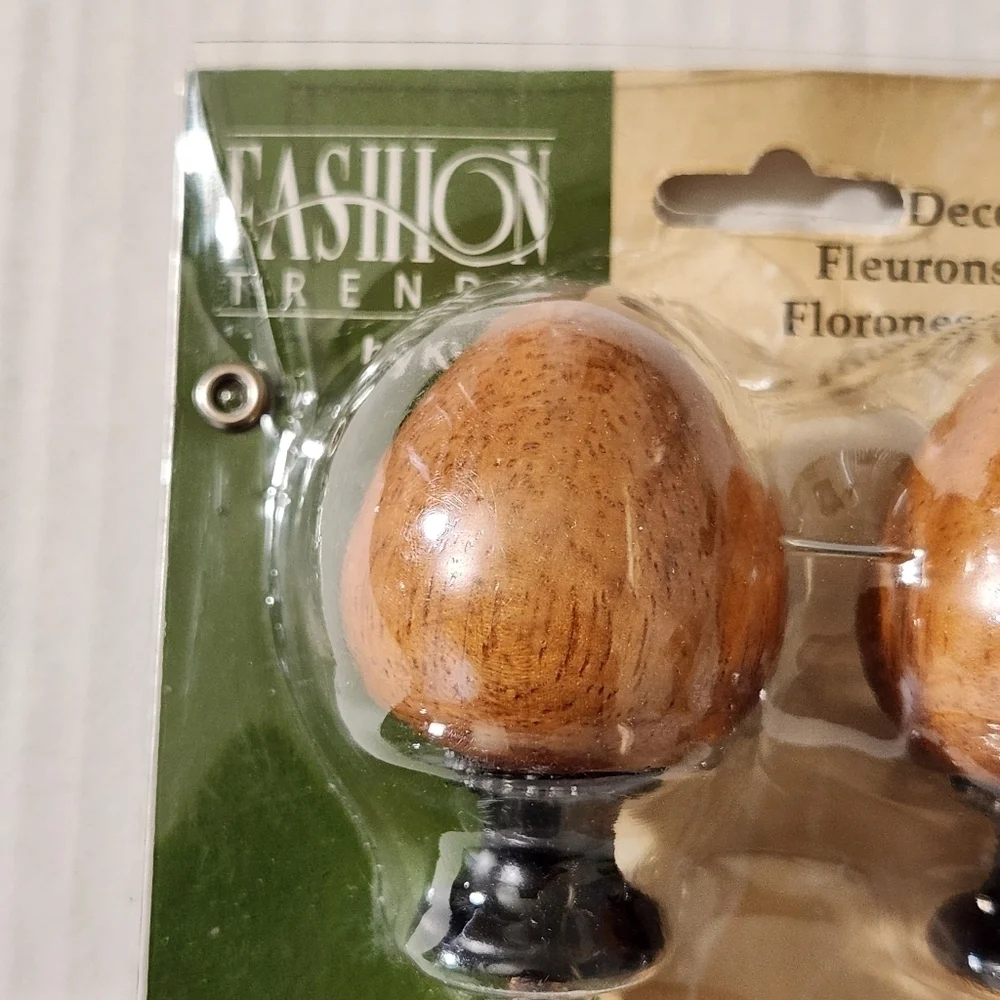 Fashion Trends by Kirsch Decorative Curtain Rod Finials Acorn Style Set 2 NWT