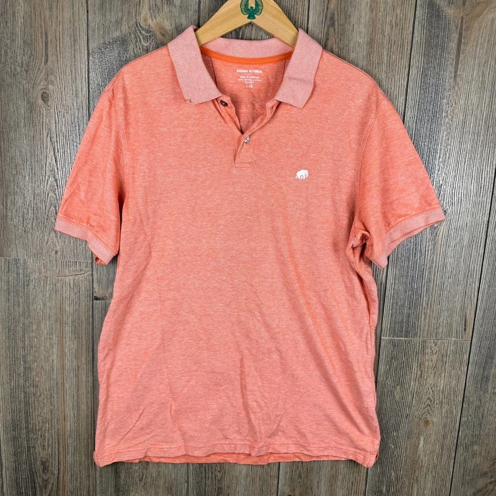 Banana Republic elephant logo green