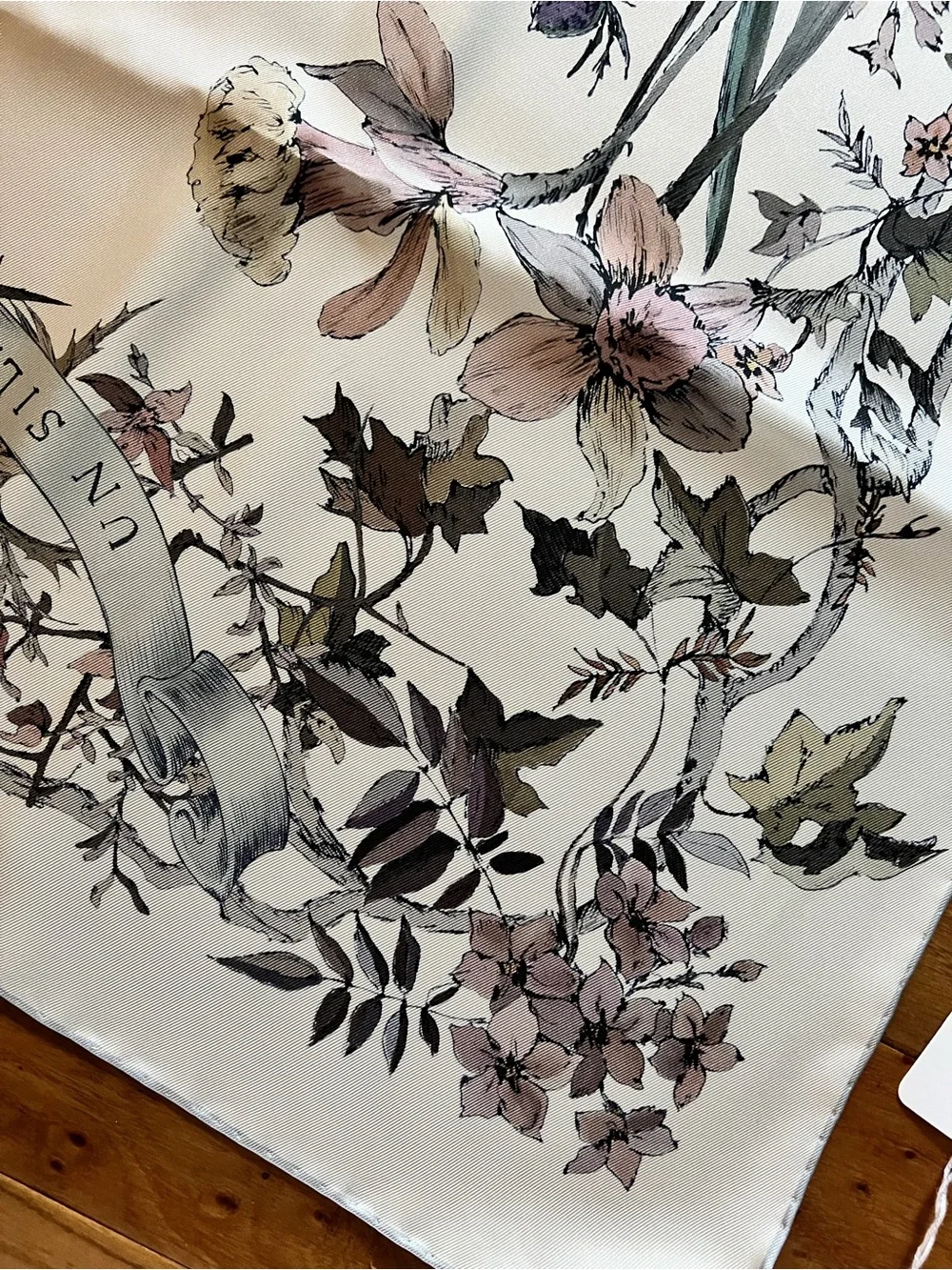 Dior luxury silk
