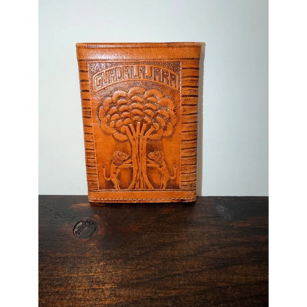 Hand Tooled Leather Bi Fold Wallet Guadalajara Aztec‎ Sun Stone Design Mens