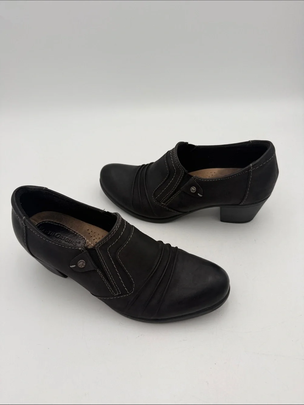 Earth Origins wear pairs