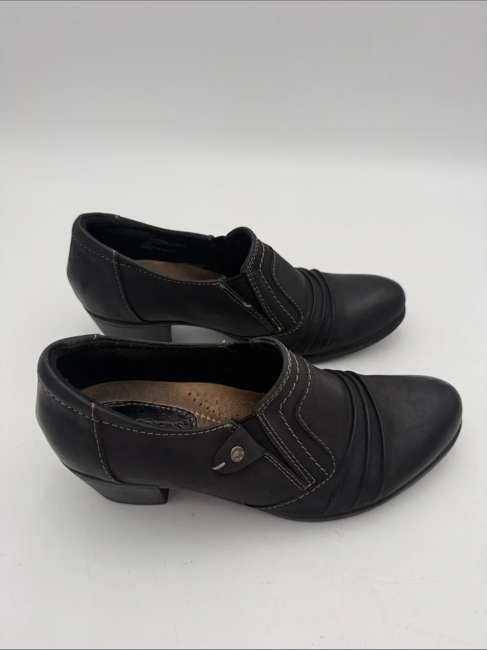 Earth Origins heel pairs