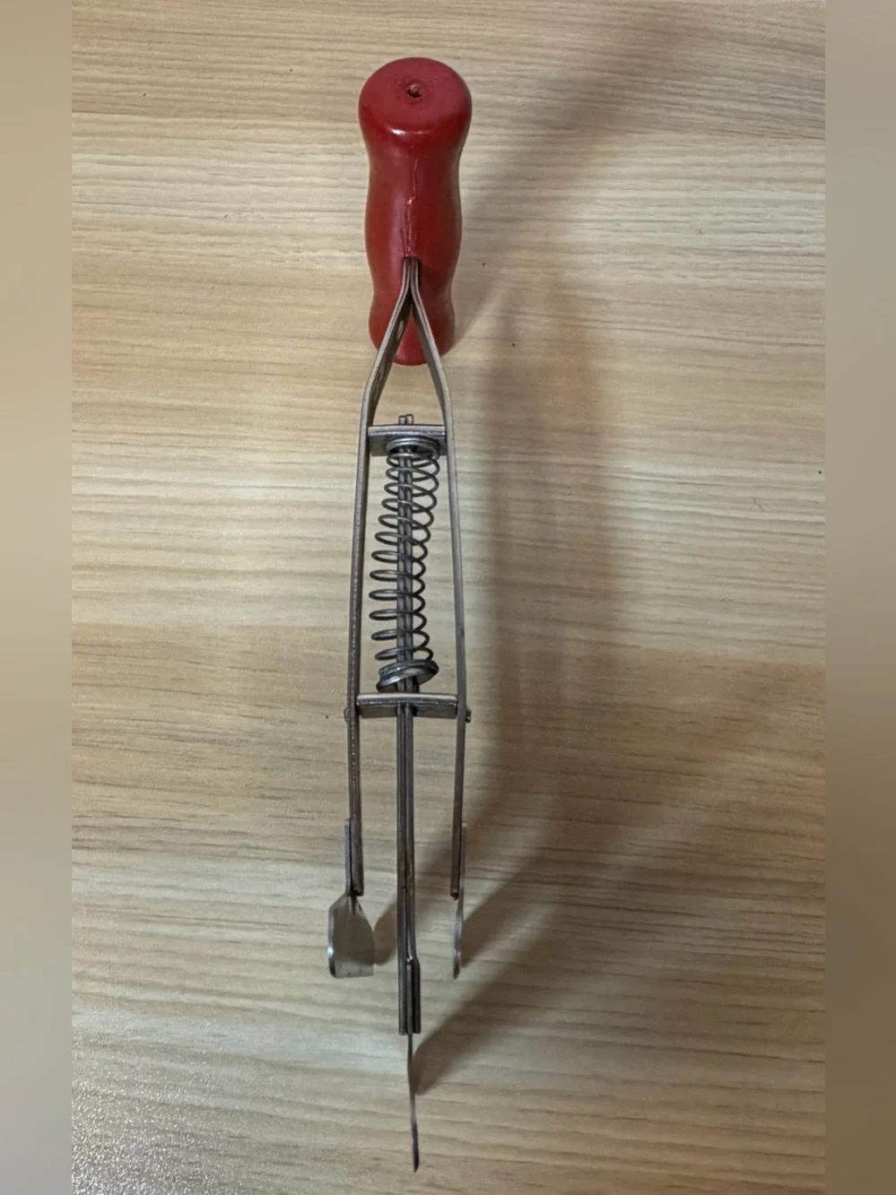 Vintage Red-Handled Foley T-Shape Food Chopper