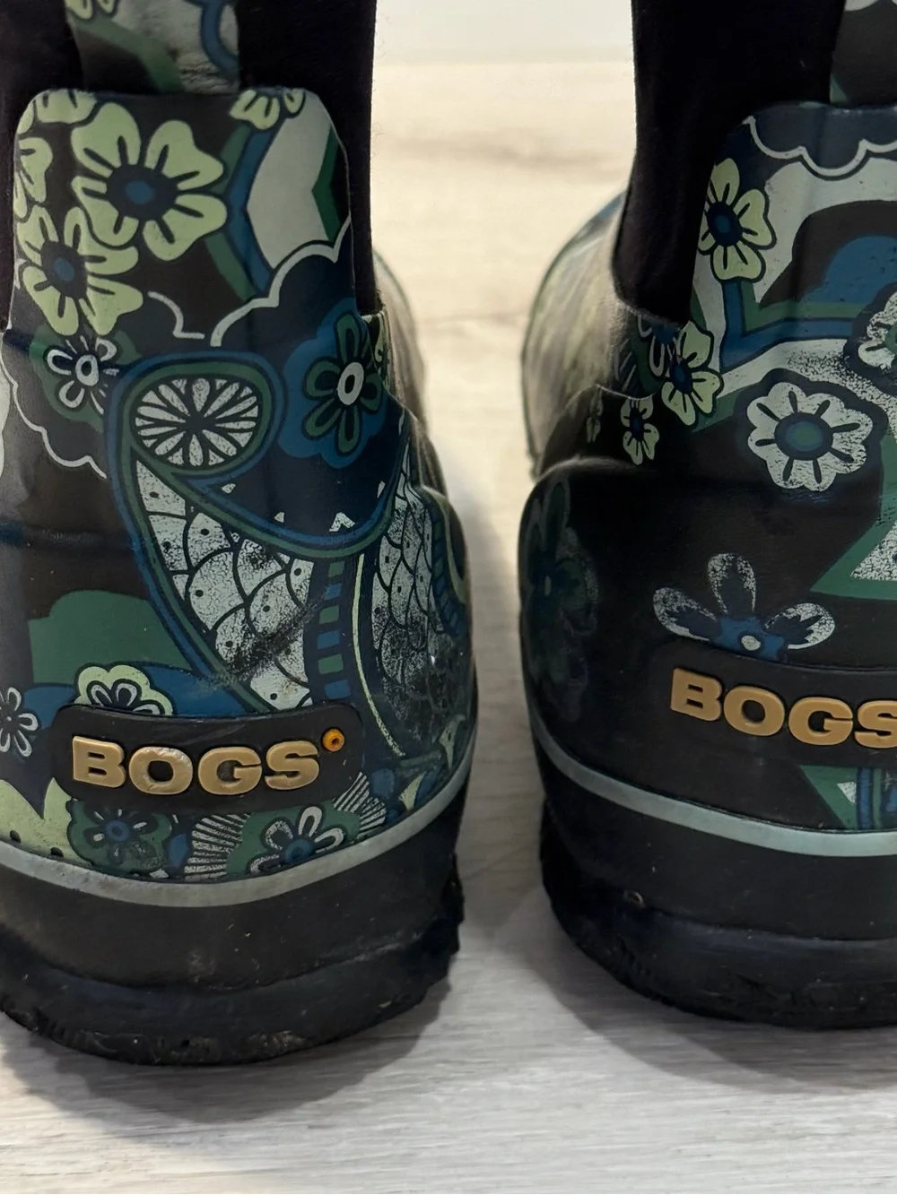 EUC Bogs Women's Black Floral Rain Boots with Blue and Green Accents Size 7
