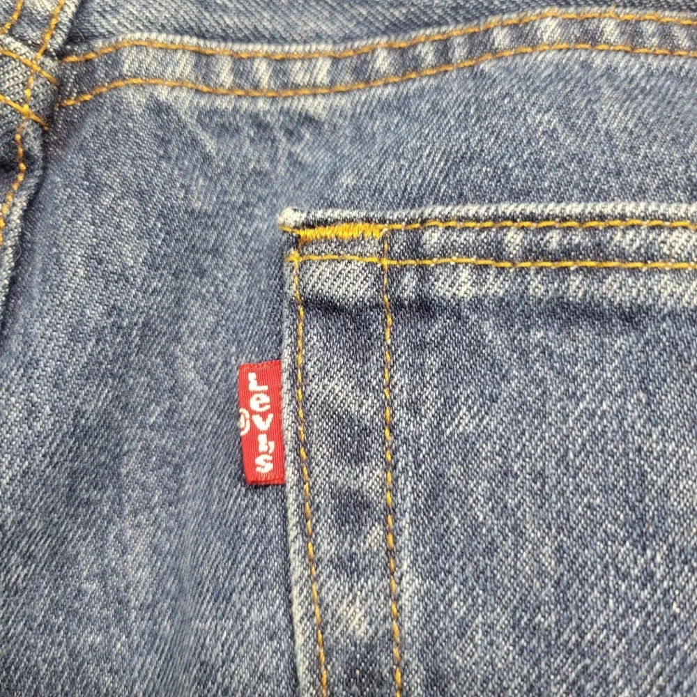 Levis copper five