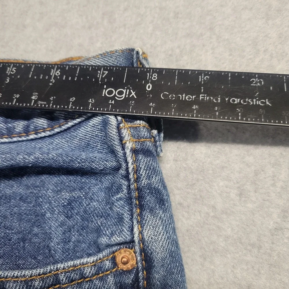 Levis leg fly