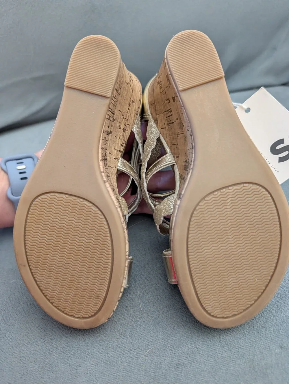 So Girl's size 12 cute gold wedge sandals