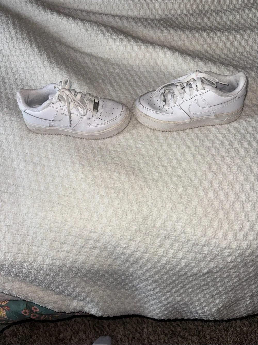 Nike Air Force 1 '07 Lace-Up Sneakers 4 youth