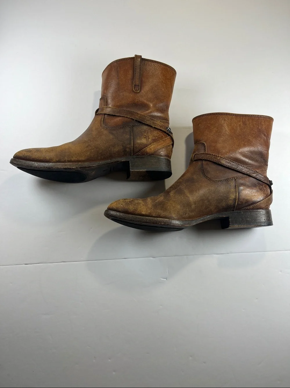 Frye classic brown