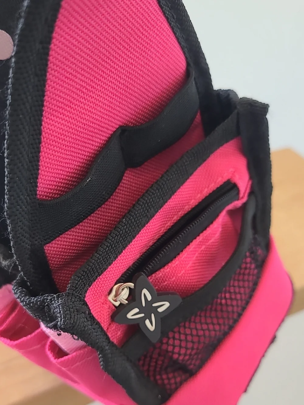 AMM Tote-Ally Cool Mini-Tote Pink Sling Organizer Bag with Black Trim