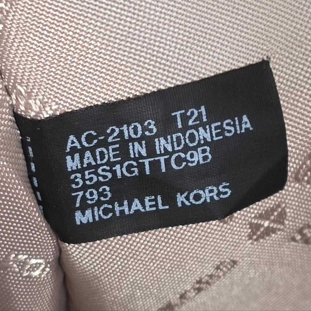Michael Kors color buttercup